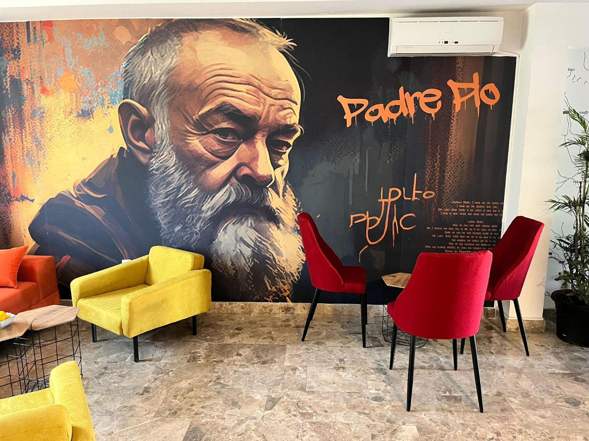 Boutique Hotel Phoenix Medugorje Bagian luar foto